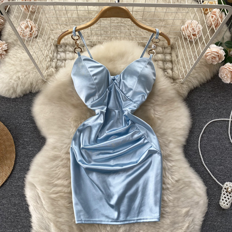 Satin V-Ausschnitt Sexy Hosenträger rückenfreies kurzes Kleid 1249