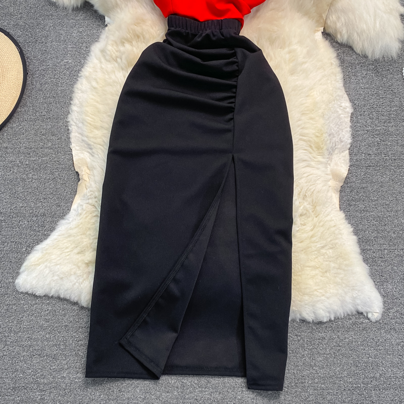 Sommerliches, farbblockierendes, rückenfreies Kleid mit Spaghettiträgern und Schlitzen 1410