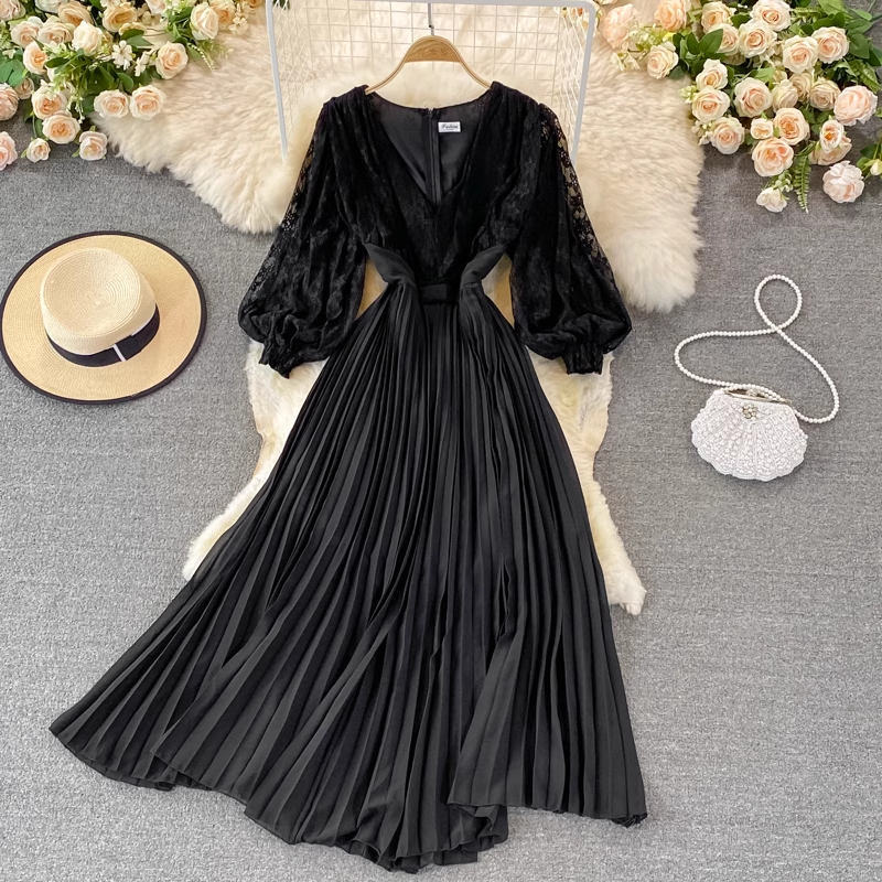 Herbstliches, langärmliges, plissiertes Spitzenkleid mit V-Ausschnitt 1401