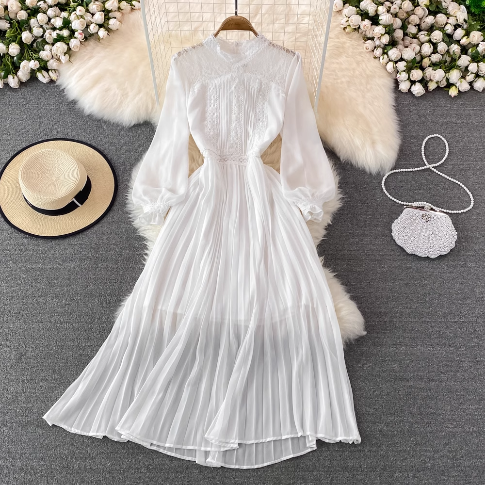 Frühlings- und Herbst-Böhmen-Stil Spitzen-Chiffon-Plisseekleid 1448
