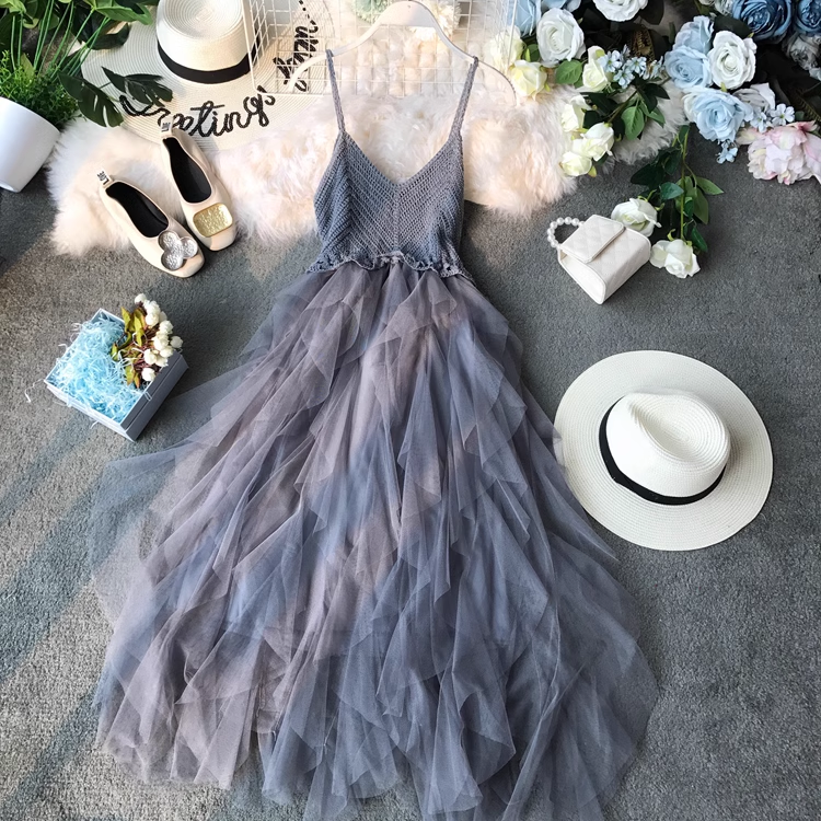 Robe mi-longue bouffante en maille à bretelles spaghetti 1713