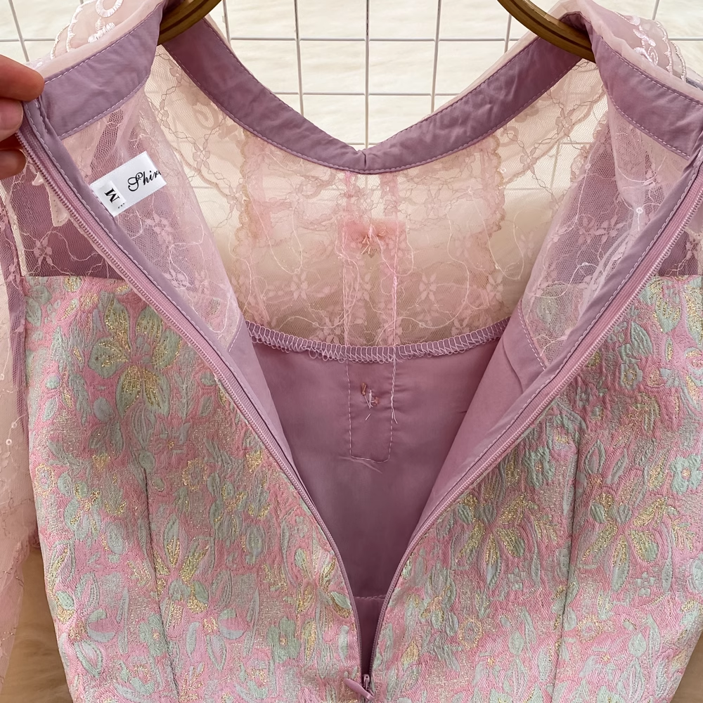 Robe trapèze rétro brodée de perles et de sequins 1779