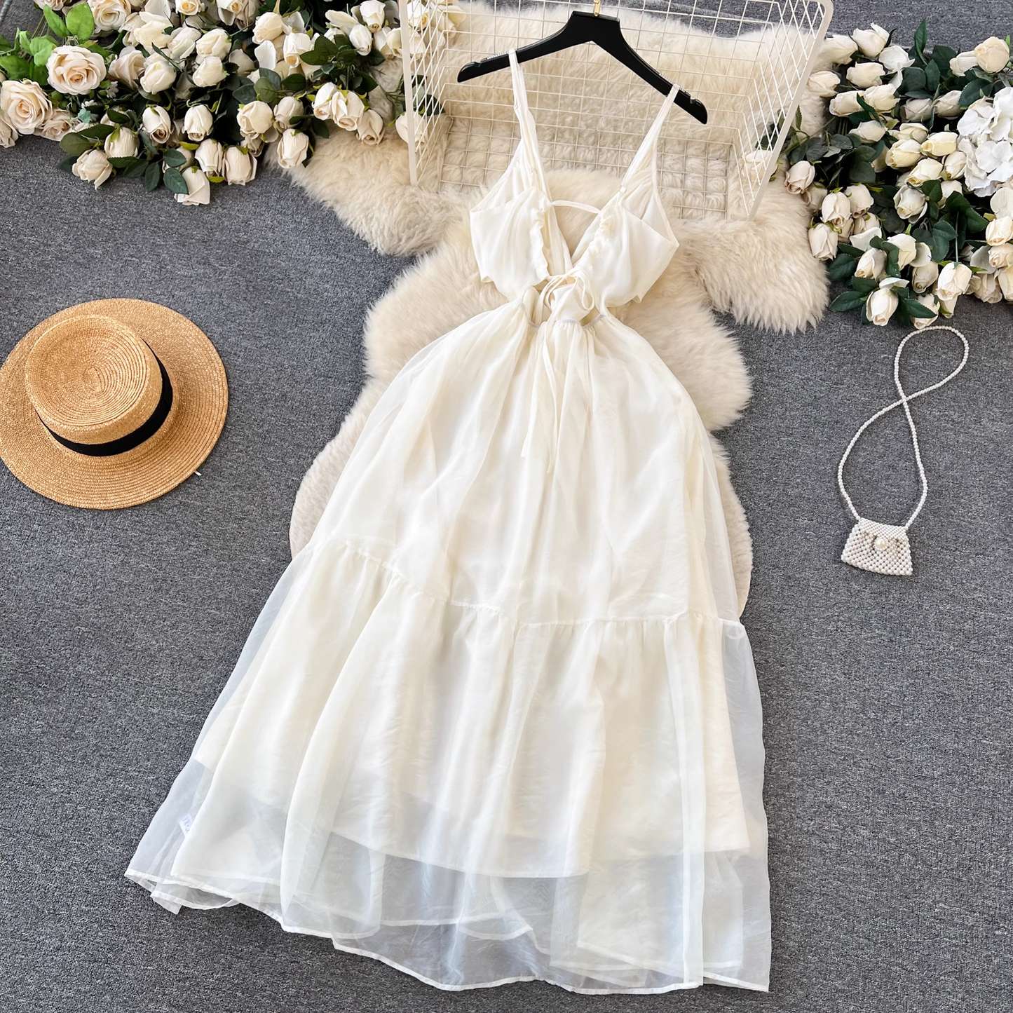 Robe de fée dos nu en maille bouffante de princesse 1880