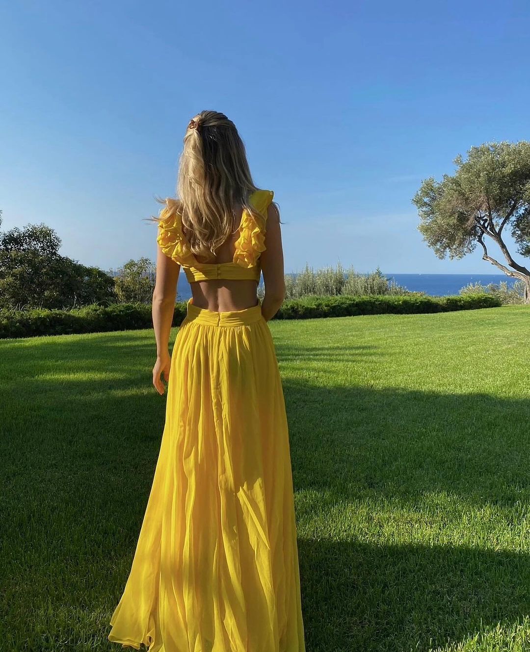 V-Ausschnitt Gelb A-Linie Langes Ballkleid Chiffon Formales Partykleid J2719