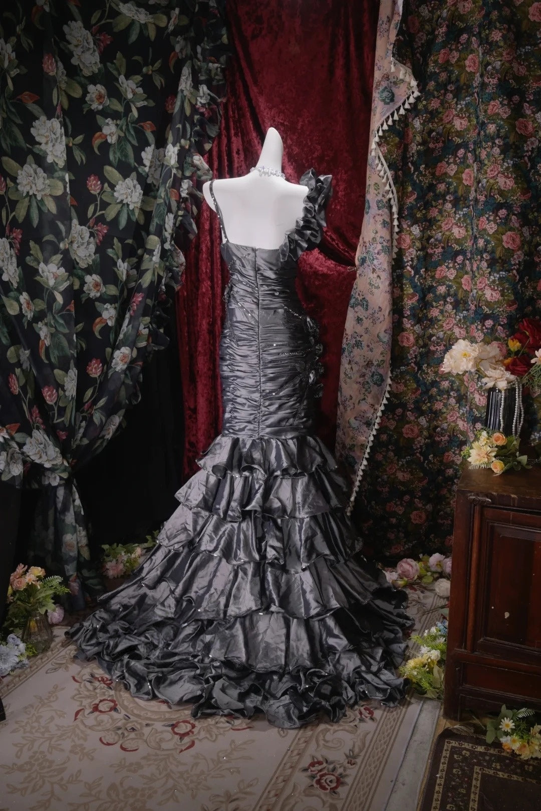 Trägerloses silbernes Vintage-Abendkleid, A-Linie, Geburtstagskleid J9370