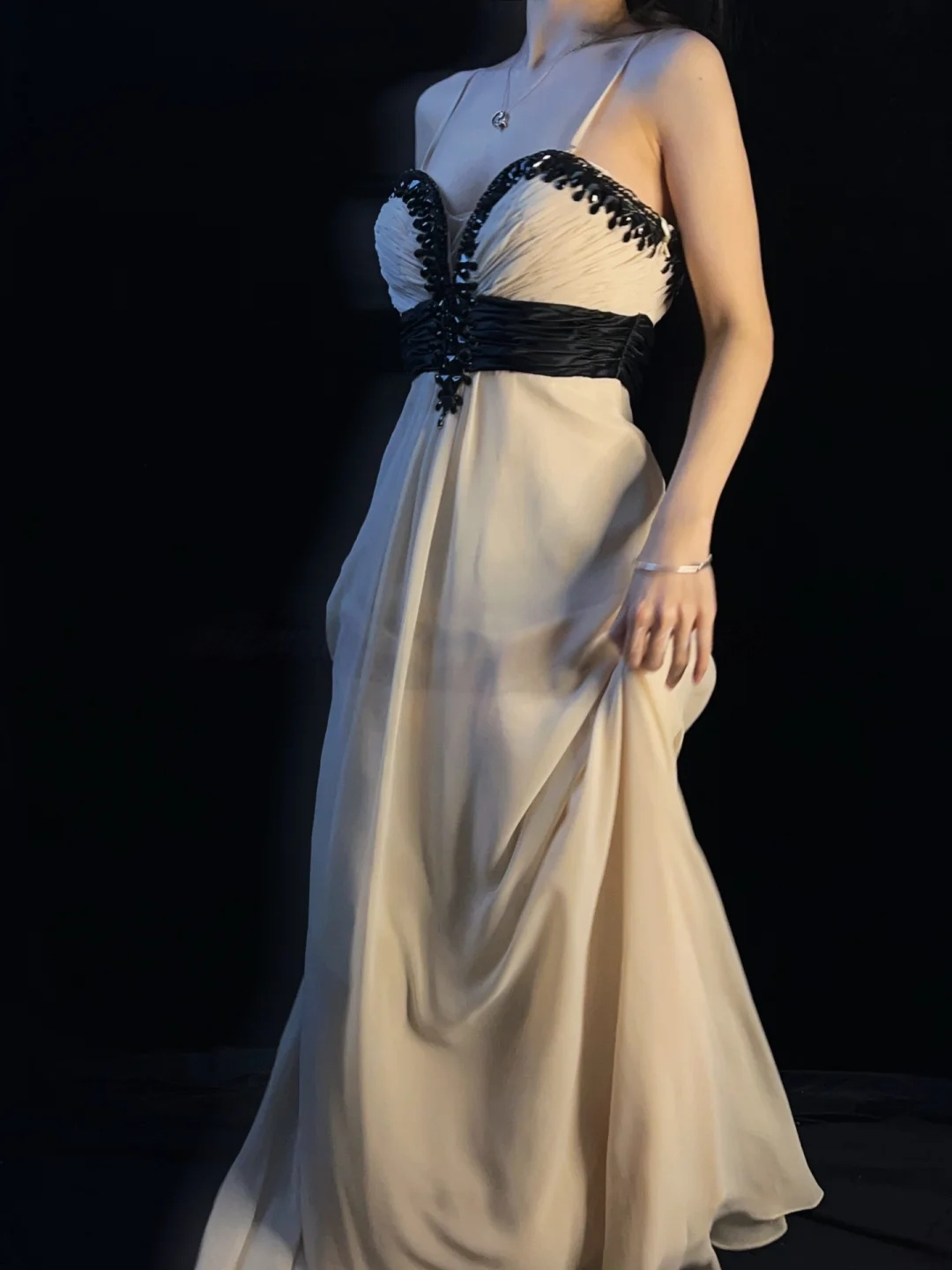 Trägerloses silbernes Vintage-Abendkleid, A-Linie, Geburtstagskleid J9370