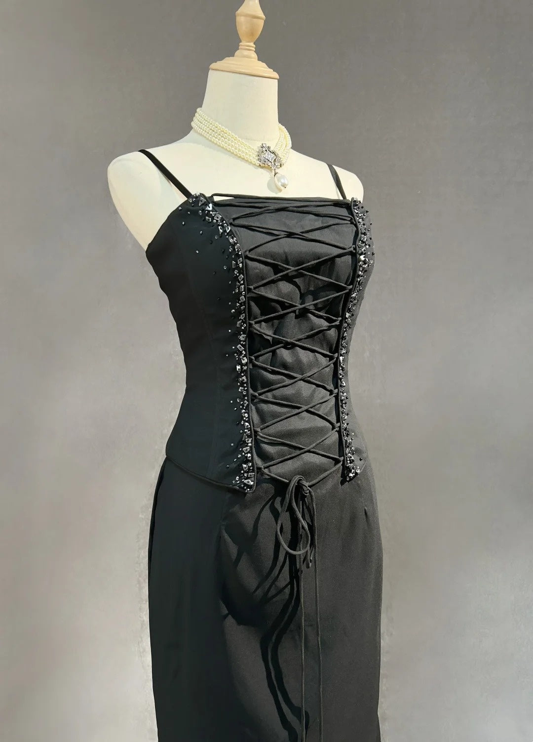Robe de bal bustier violette en satin avec appliques, robe de soirée formelle J9413