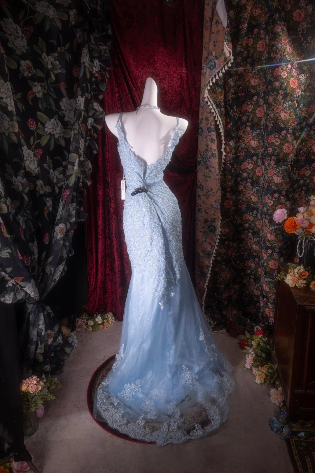 Trägerloses silbernes Vintage-Abendkleid, A-Linie, Geburtstagskleid J9370