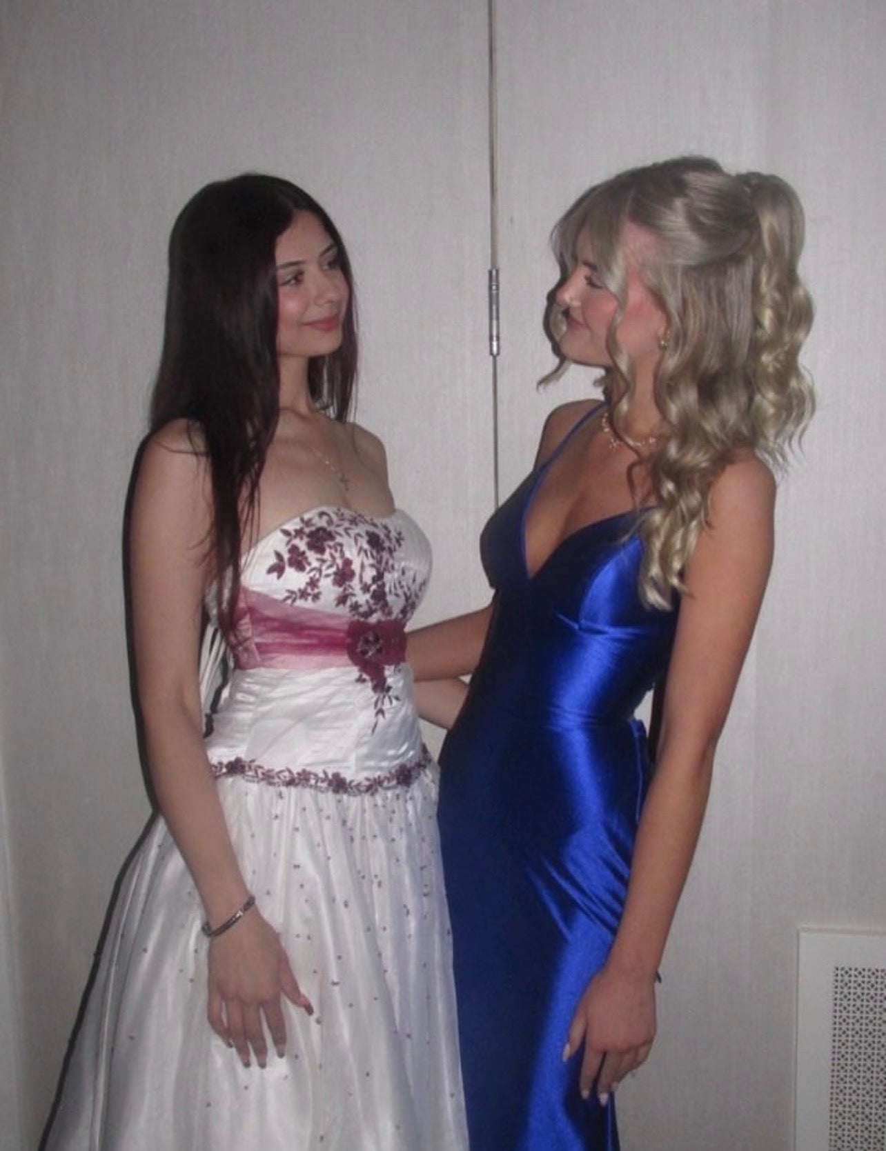 Trägerloses silbernes Vintage-Abendkleid, A-Linie, Geburtstagskleid J9370