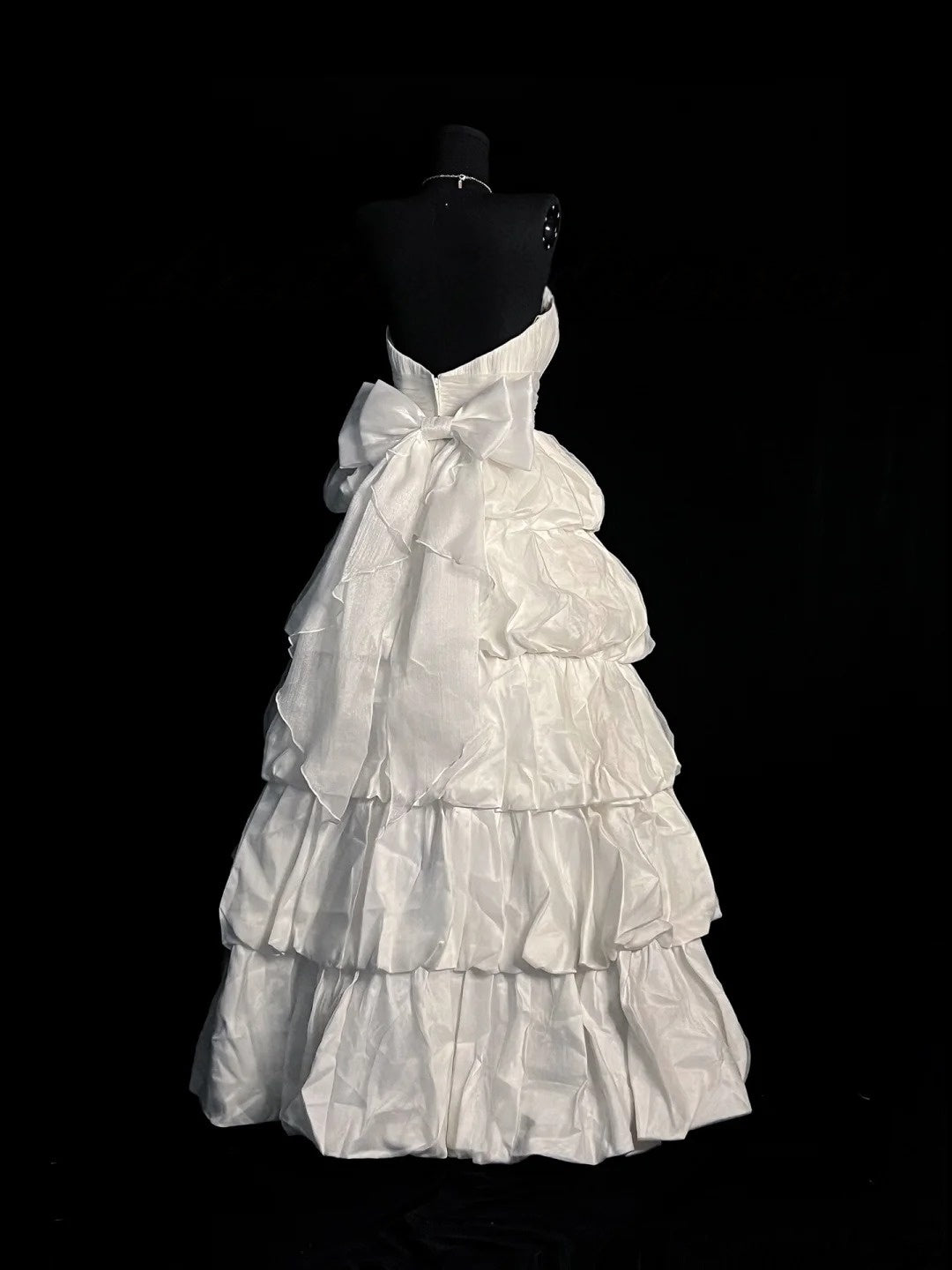 Robe de bal bustier violette en satin avec appliques, robe de soirée formelle J9413