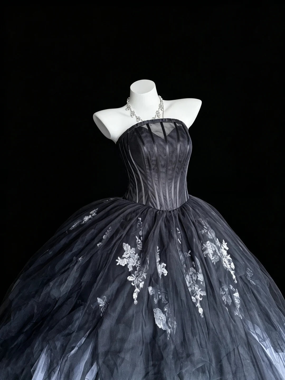 Strapless Ball Gown Tulle Quinceanera Dresses Black Birthday Gown J11880