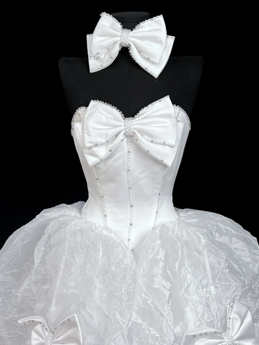 Trägerloses silbernes Vintage-Abendkleid, A-Linie, Geburtstagskleid J9370