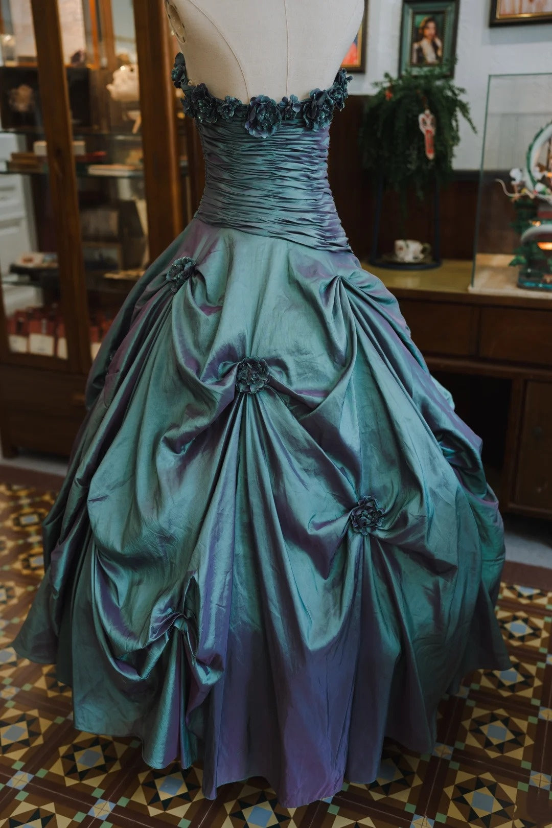 Trägerloses silbernes Vintage-Abendkleid, A-Linie, Geburtstagskleid J9370