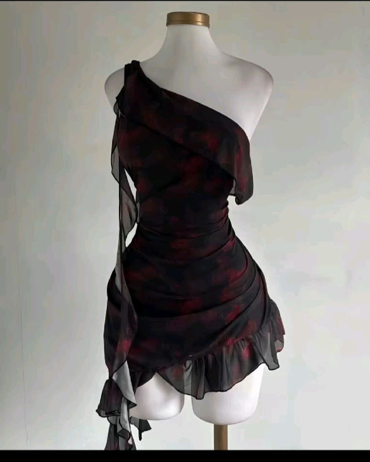 One-Shoulder Chiffon Rüschen Kurzes Homecoming-Kleid 16. Geburtstag Outfits J7581