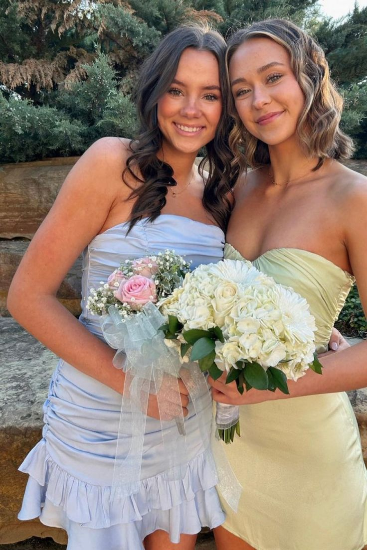 Blaues Etuikleid mit trägerlosem Rüschen-Falten-Kurzes Heimkehrkleid J7361