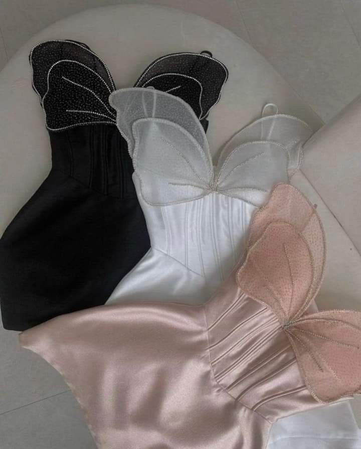 Trägerloses Minikleid mit Schleife, kurzes Homecoming-Kleid J8169