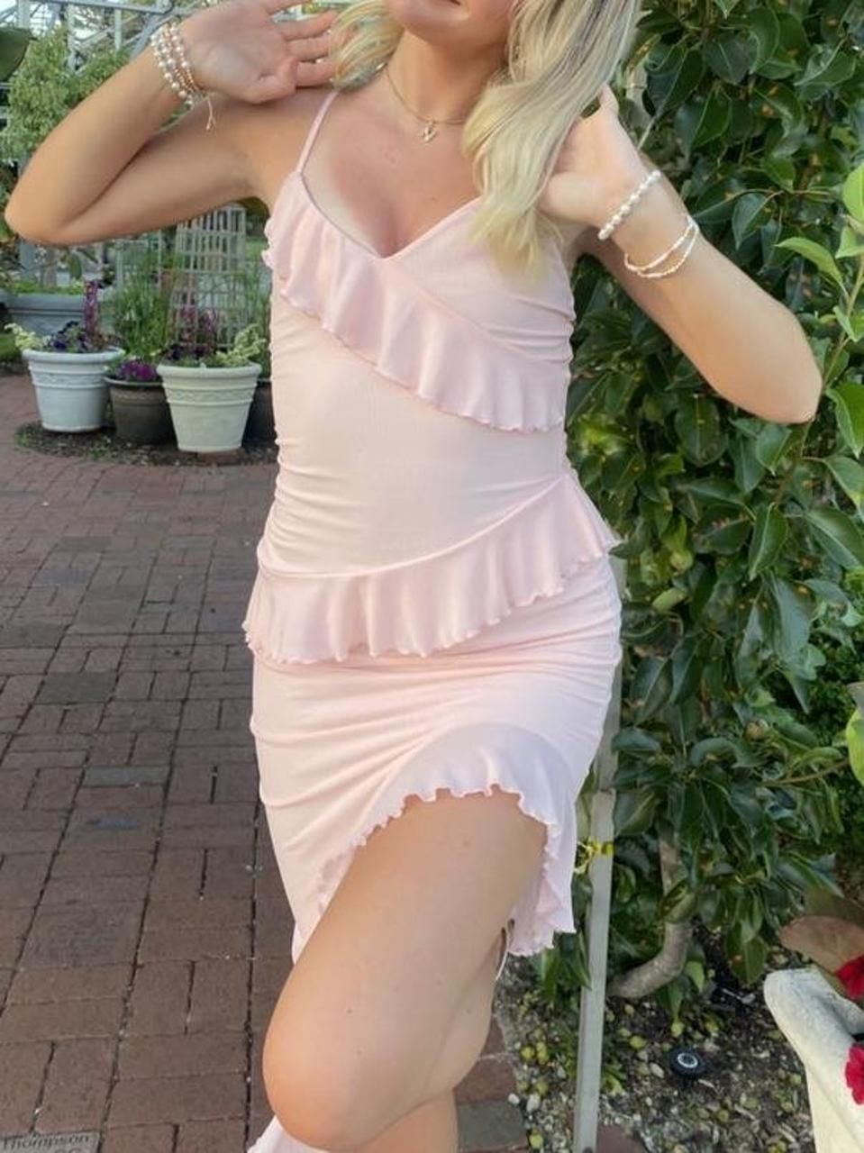 Spaghettiträger Rüschen Etuikleid Kurzes Rosa Homecoming Kleid J7592