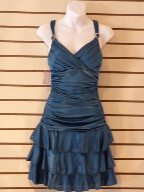 Robe de soirée courte à volants bleu foncé, coupe trapèze, J7571