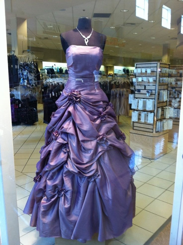 Gorgeous Strapless A-Line Vintage Long Prom Dress J8180