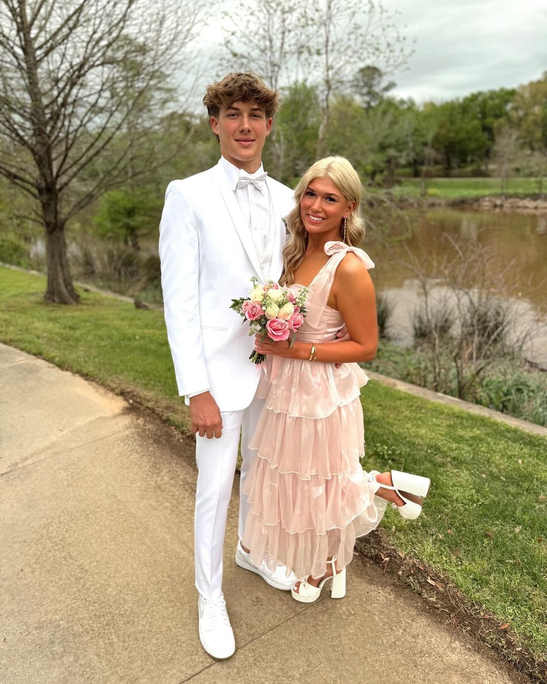 Rosa A-Linie Lagen Langes Ballkleid Formelles Partykleid J3116