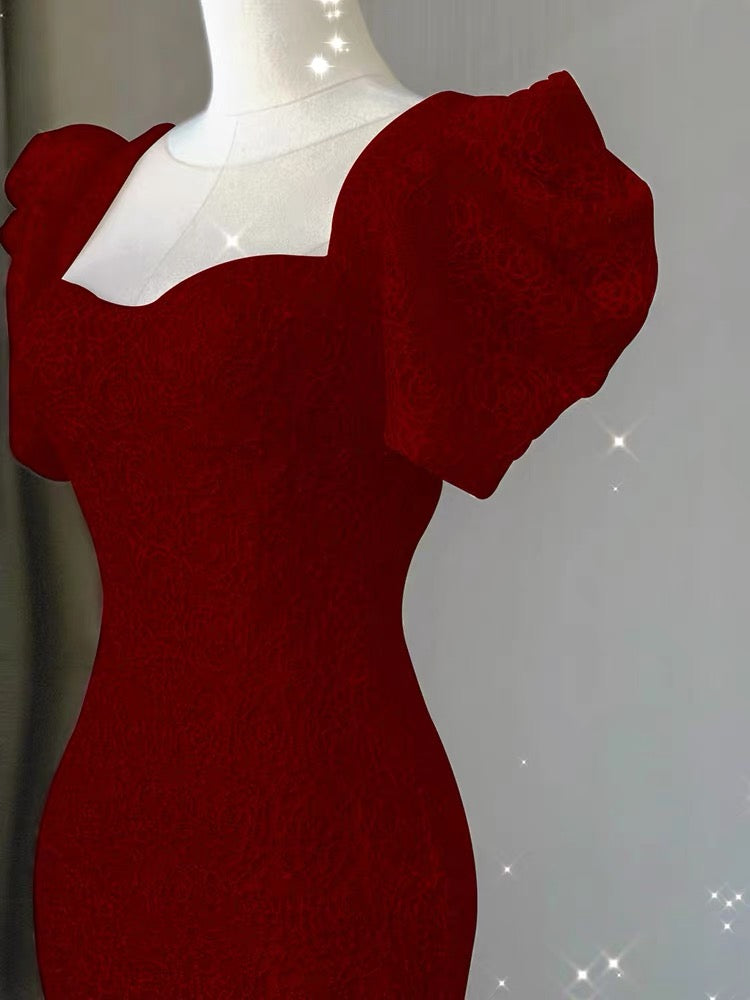 Kurze Ärmel Rotes Meerjungfrau-Abschlussballkleid mit langen Ärmeln, formelles Partykleid J3232