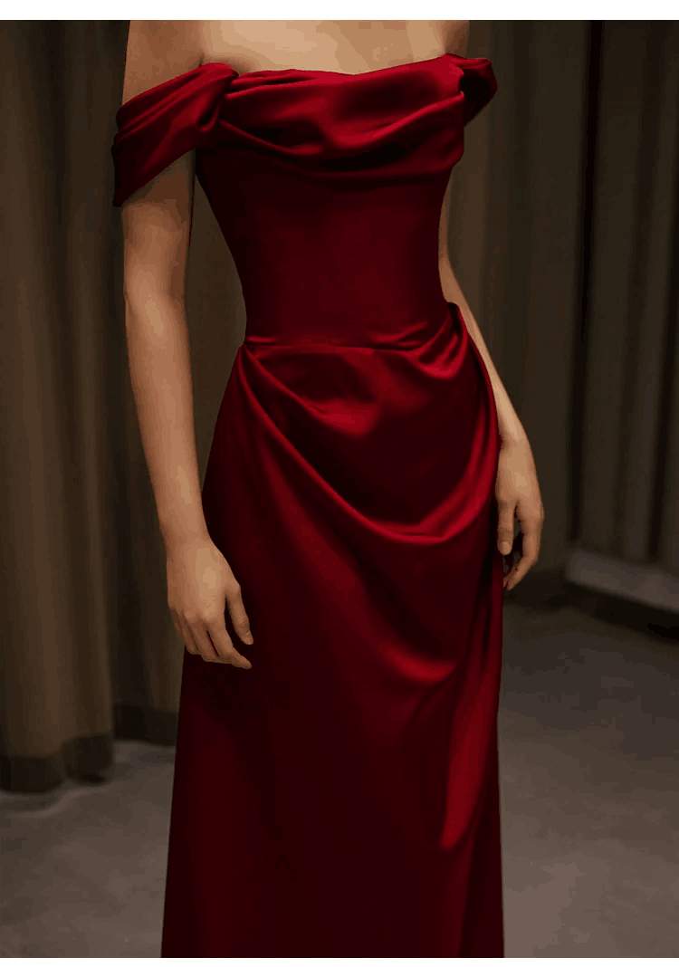 Robe de bal longue bordeaux à épaules dénudées et coupe trapèze J3332