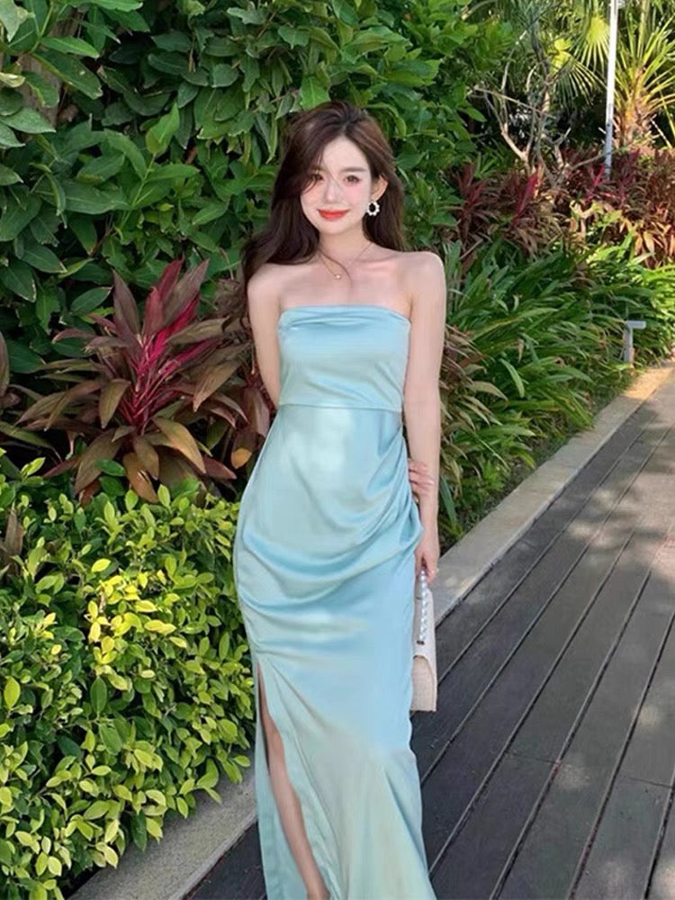 Robe de bal longue en satin bleu sans bretelles avec fente J3374