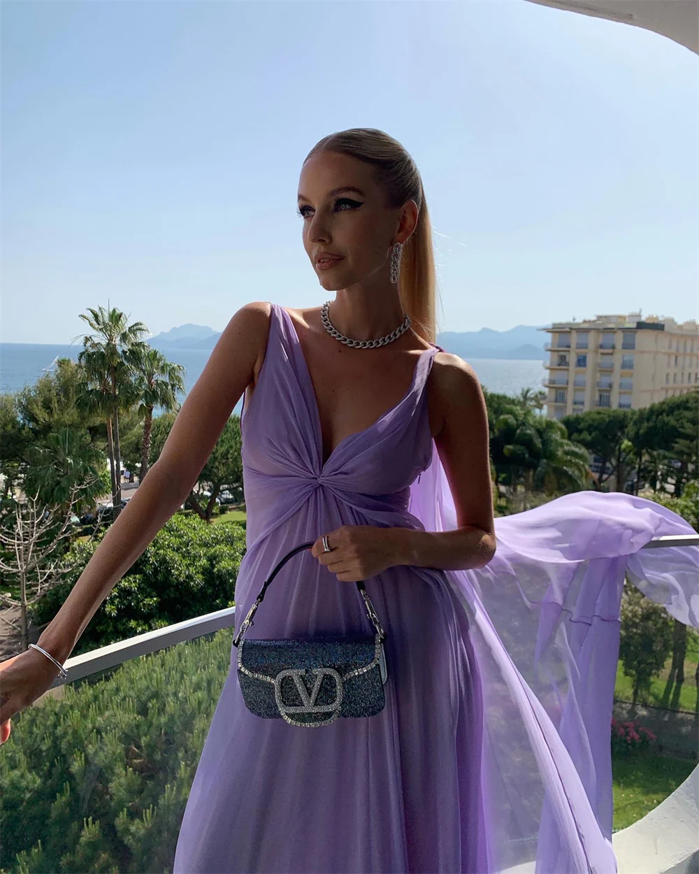 Robe de soirée longue violet clair coupe trapèze J3514
