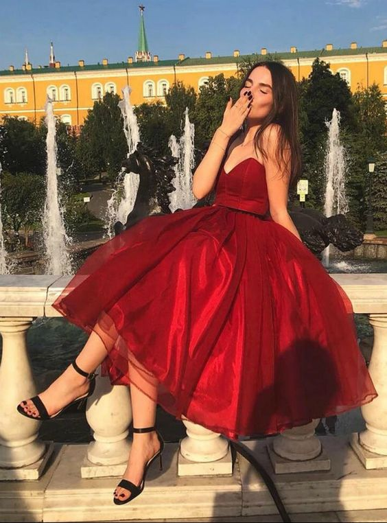 Burgundy Sweetheart Short Homecoming Dress J3751