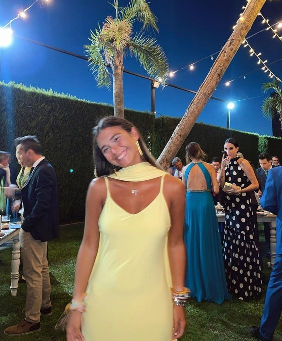 Robe de bal longue jaune en mousseline de soie, coupe trapèze, J3780