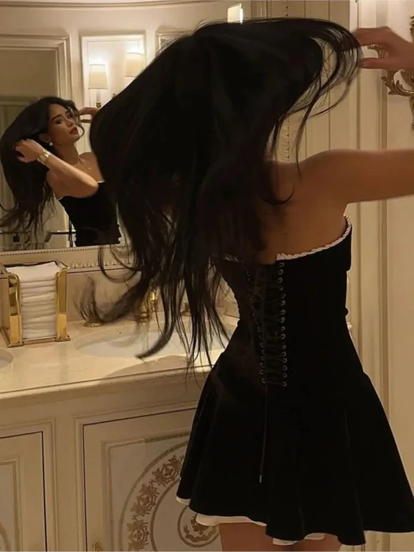 A Line Black Strapless Homecoming Dress 18th Birthday Outfits J3878