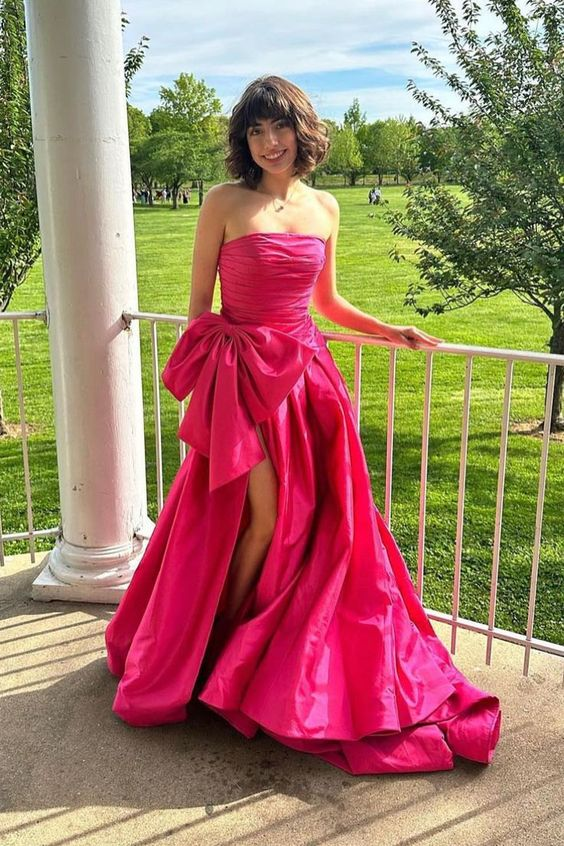 Robe de bal longue rose sans bretelles avec nœud J4093