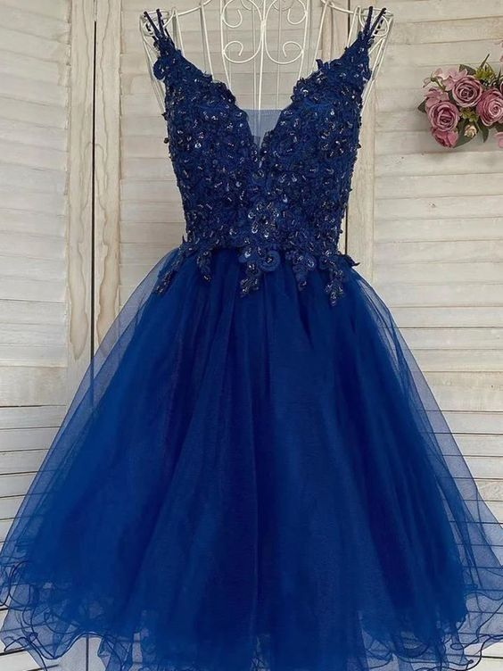 Robe de bal courte en dentelle bleu marine, col en V, en tulle, J4236