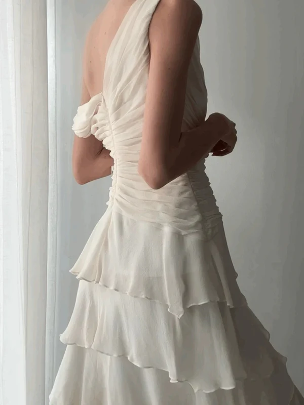 Robe de bal trapèze à volants et col en V, robe de soirée superposée J4366