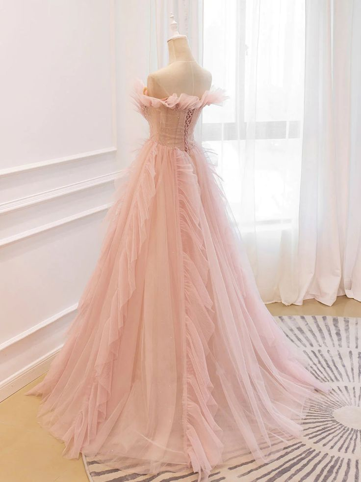 Robe de bal longue élégante en tulle rose à épaules dénudées J4398