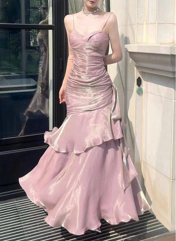Robe de soirée longue rose à bretelles spaghetti J4463