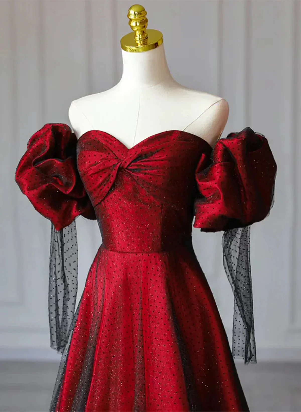 Rotes schulterfreies Sweetheart-Partykleid A-Linie Langes Abendkleid J4473