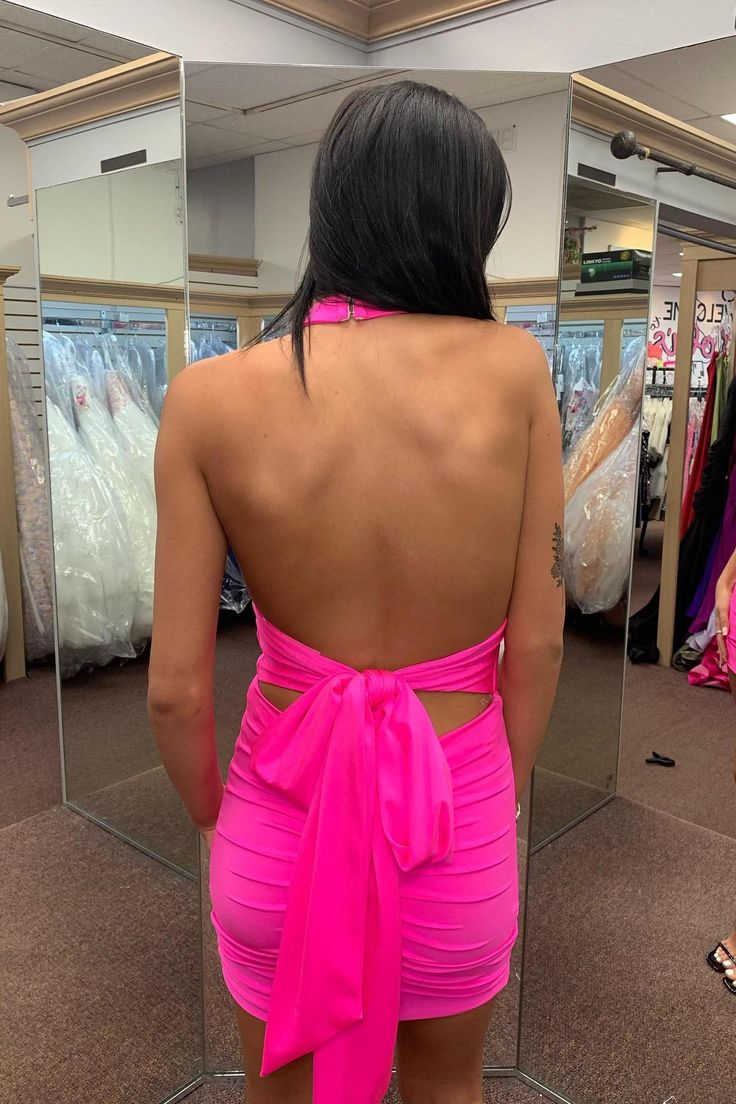 V-Ausschnitt Etuikleid Kurzes Ballkleid Hot Pink Homecoming Kleid J4480