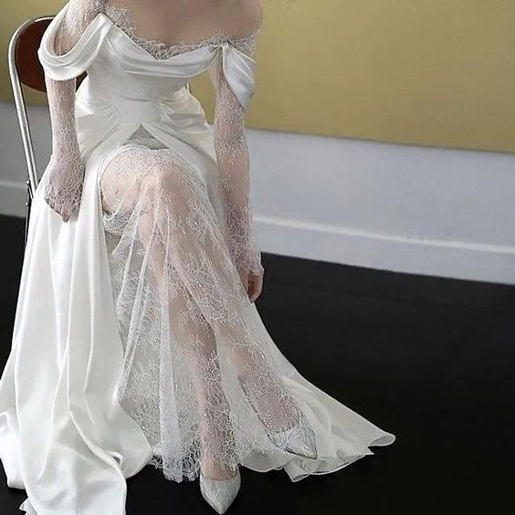 Robe de mariée trapèze à manches longues en dentelle et satin, robe de bal J4499