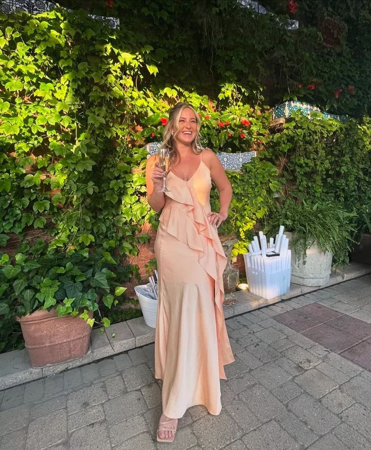 Robe de bal longue à bretelles spaghetti et volants, coupe trapèze, robe d'invitée de mariage J4624