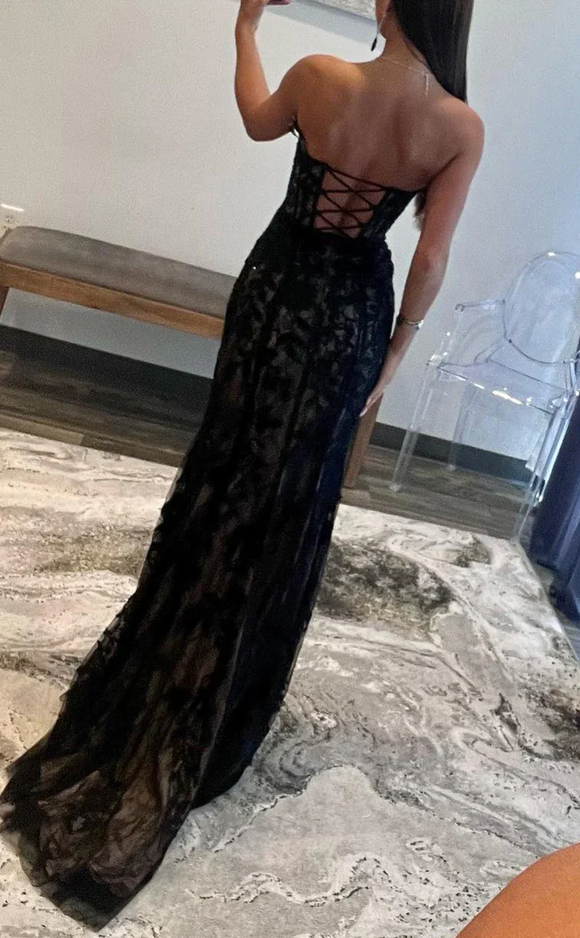 Robe de soirée sirène longue en dentelle noire à col en cœur J4023