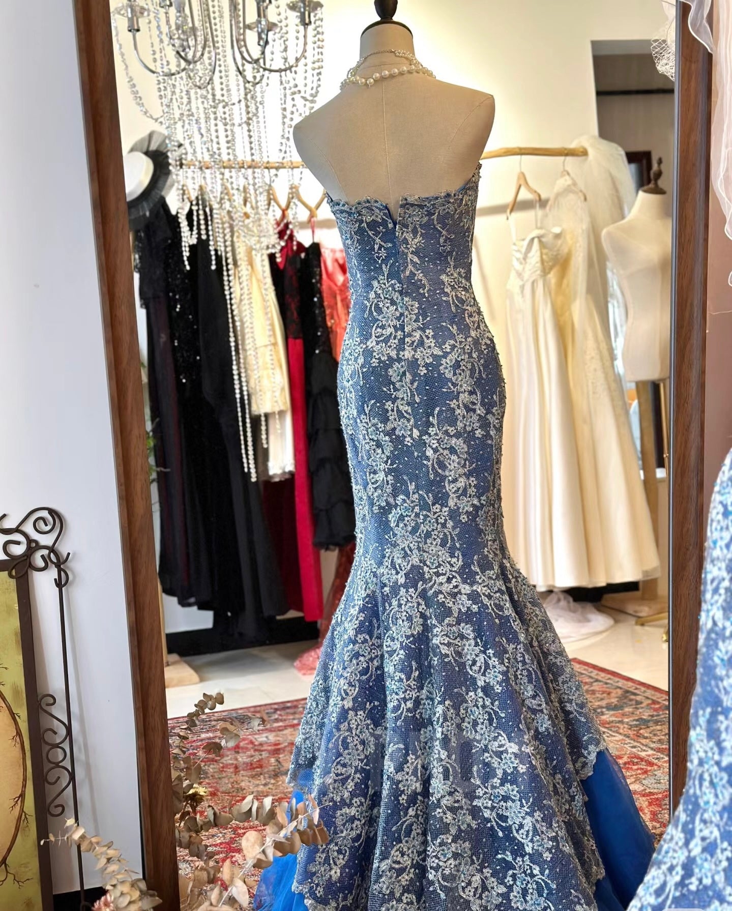 Robe de bal sirène bleue bustier en dentelle, élégante robe de mariée J4772