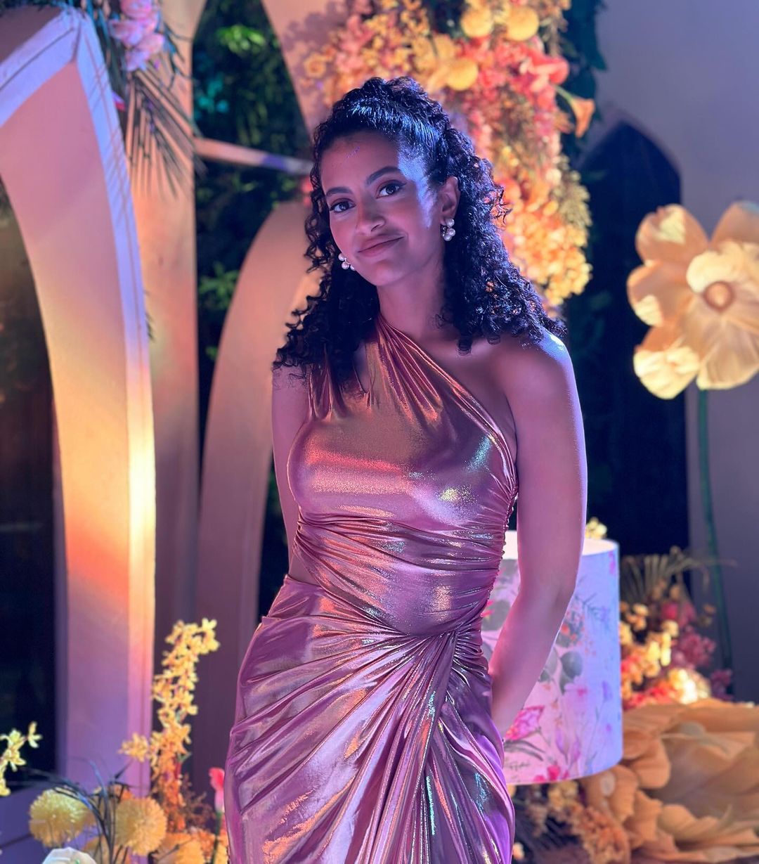 Robe de soirée fourreau longue rose asymétrique J4856