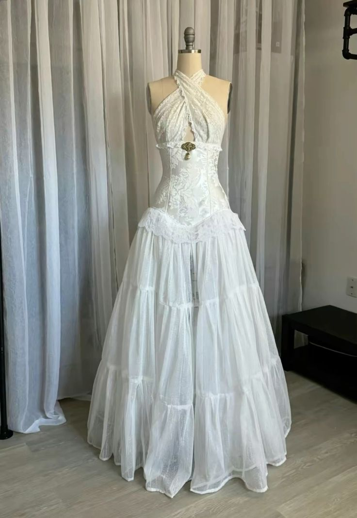 Helter Spitze A-Linie Brautkleid Formales Partykleid J4971