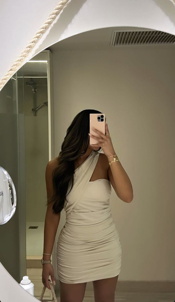 Robe de bal courte fourreau ivoire Robe de soirée courte J5008