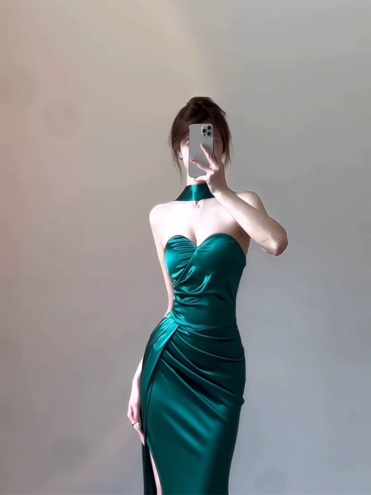 Robe de soirée fourreau longue verte à décolleté en cœur J5093