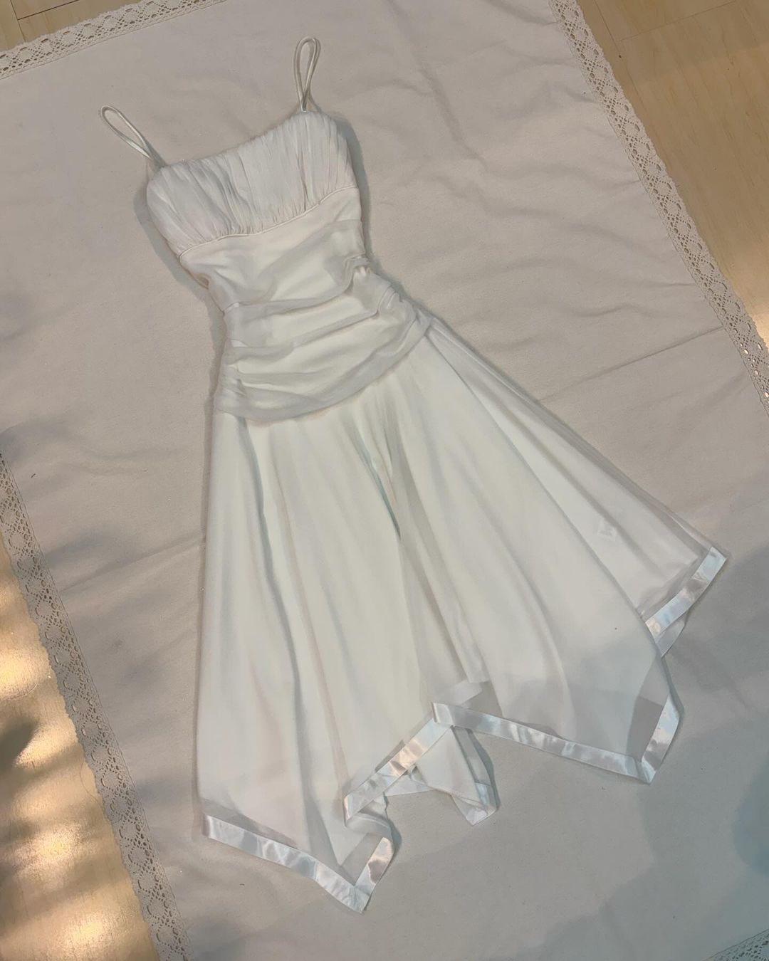 Robe de bal trapèze blanche, robe de soirée, robe de retour à la maison, J5152