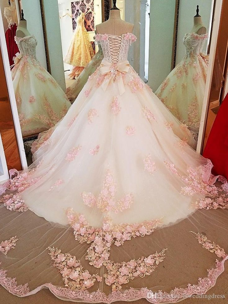 Robe de bal en tulle à fleurs et épaules dénudées pour les 16 ans J5190