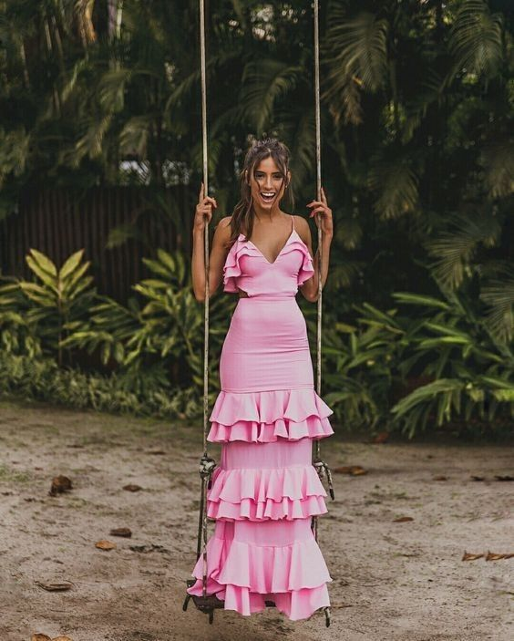 Robe de bal longue fourreau à col en V et à volants J5232