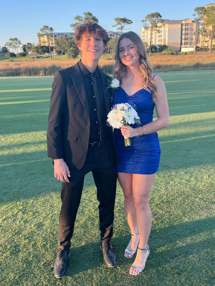 Blaues, funkelndes, kurzes Etuikleid für den Abschlussball, Heimkehrkleid J5386